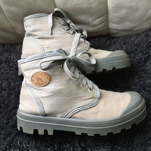 NAOT Dafna canvas desert boot gray